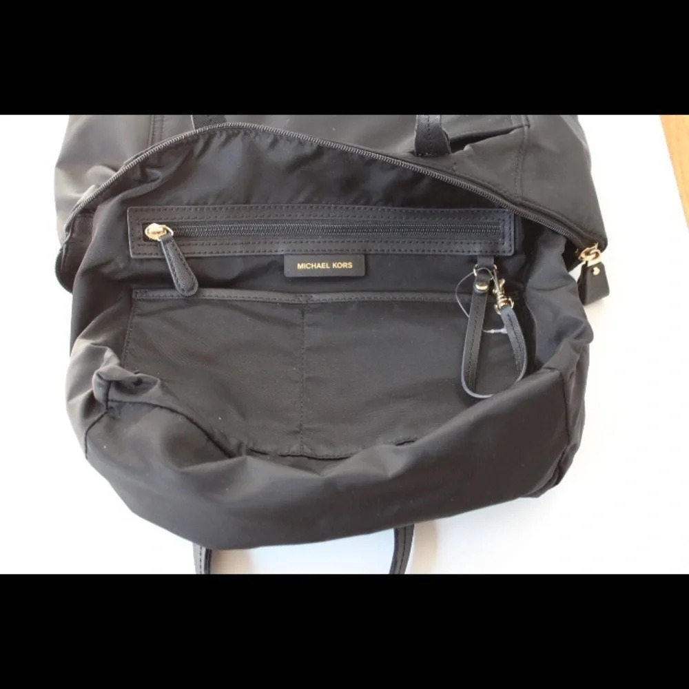 Michael Kors tote bag - Picture 12 of 15